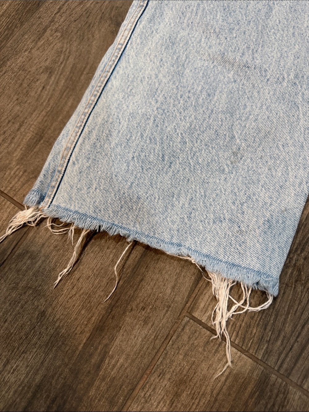 Zara TRF High-Rise Wide-Leg Distressed Jeans - Picture 7 of 7